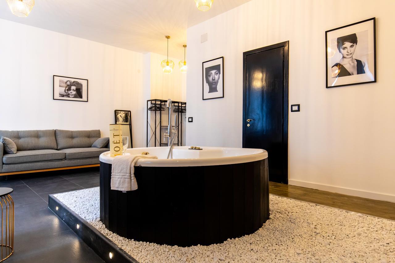 Muni Boutique Flat By Babylon Stay Νάπολη Εξωτερικό φωτογραφία