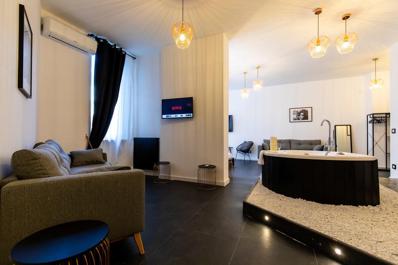 Muni Boutique Flat By Babylon Stay Νάπολη Εξωτερικό φωτογραφία