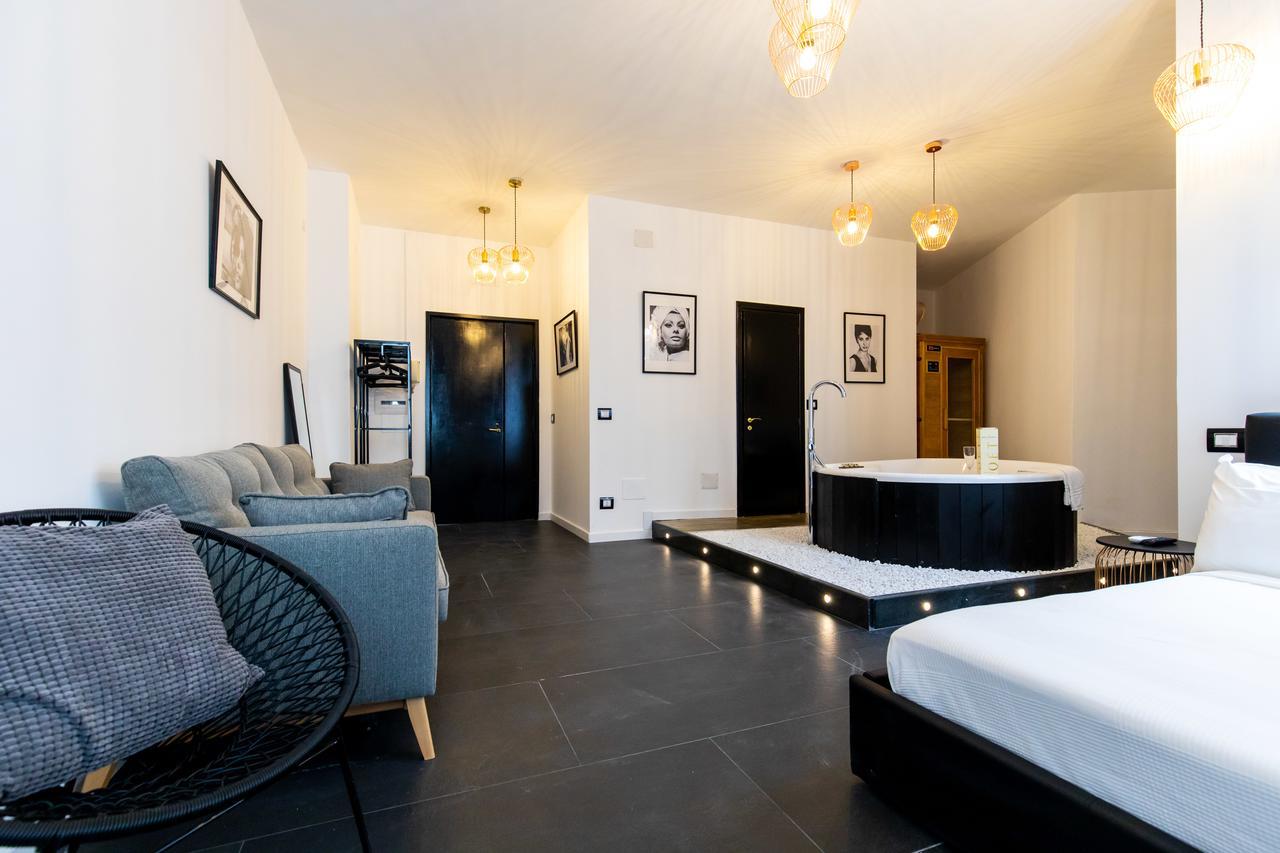Muni Boutique Flat By Babylon Stay Νάπολη Εξωτερικό φωτογραφία